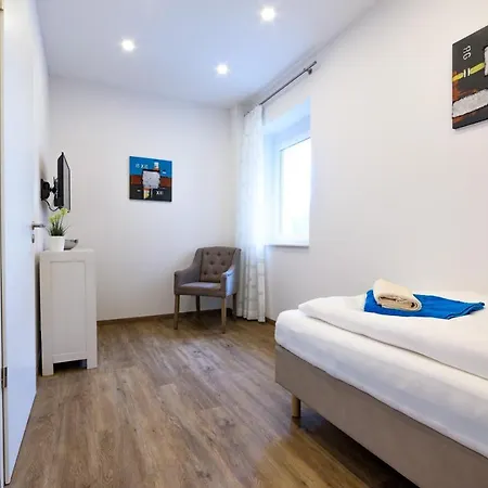 Penthouse Ferienwohnung Loft Oehringen Exterior photo